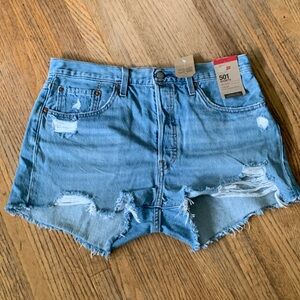 Levi’s 501 denim shorts NWT Size 32 waist